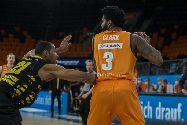 规则限制了 规则限制了